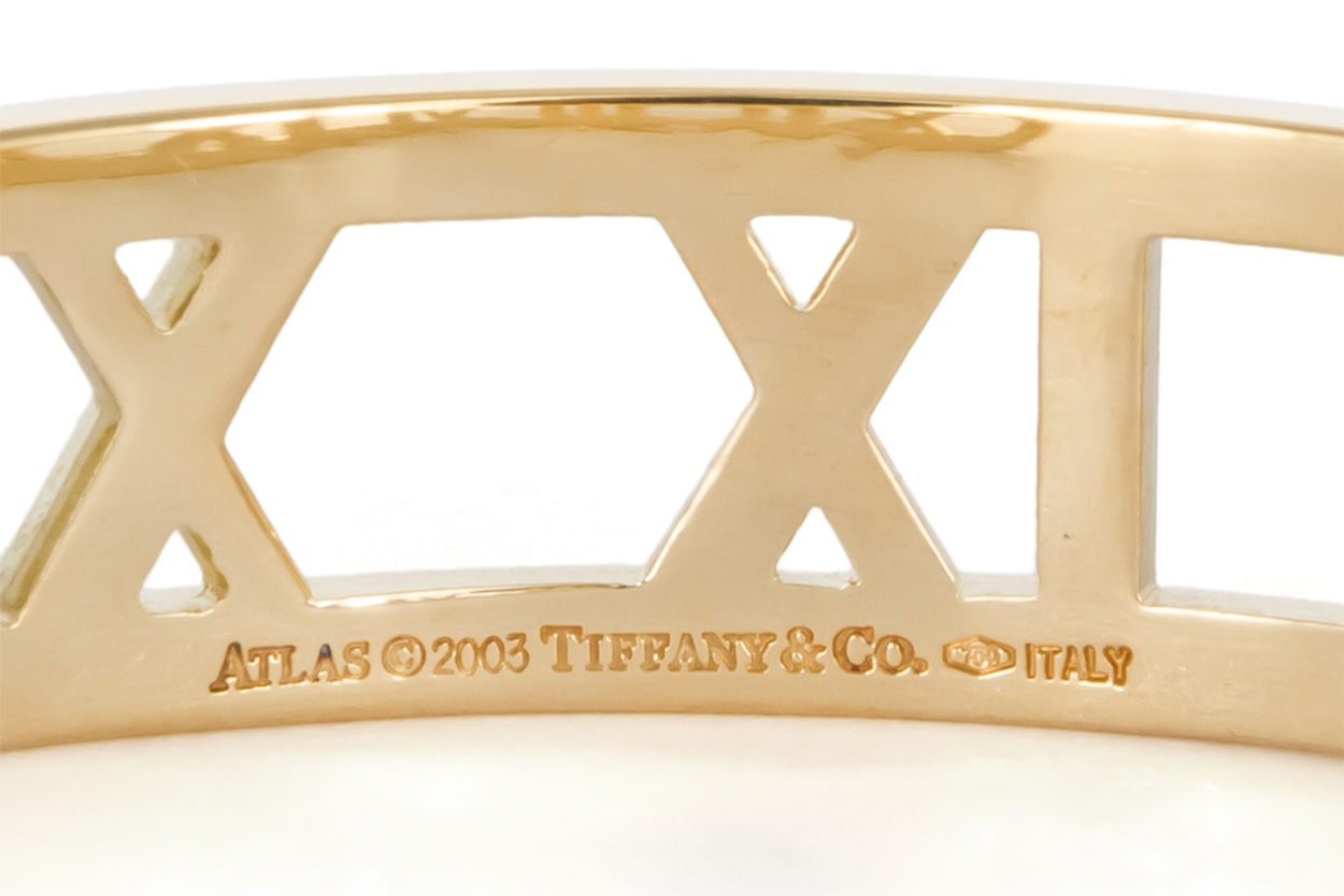 Tiffany & Co Atlas Italy 18k Yellow Gold Roman Numeral Charm Bracelet 6.75