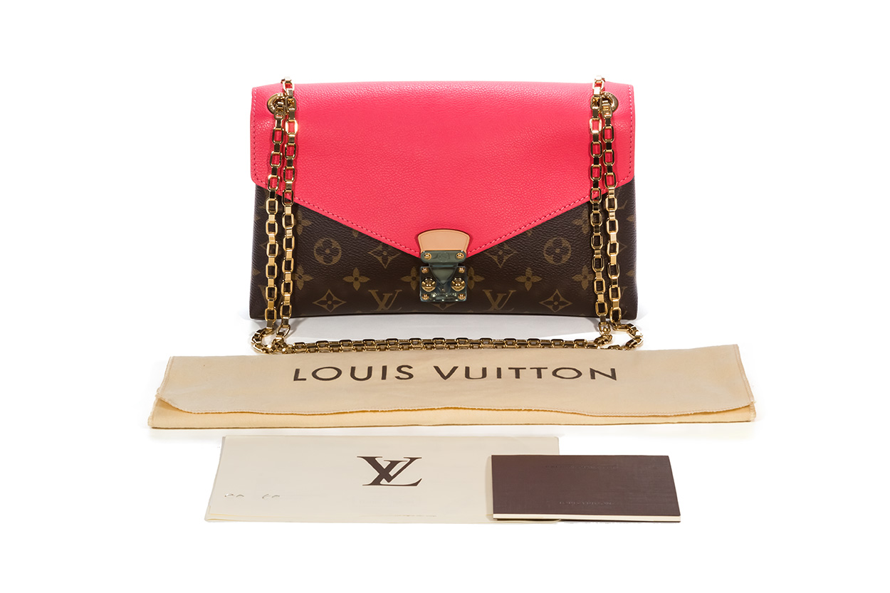 Louis Vuitton Aurore Monogram Canvas Pallas Chain Bag at 1stDibs  louis  vuitton swing bag, lv pallas chain bag, louis vuitton pallas chain bag