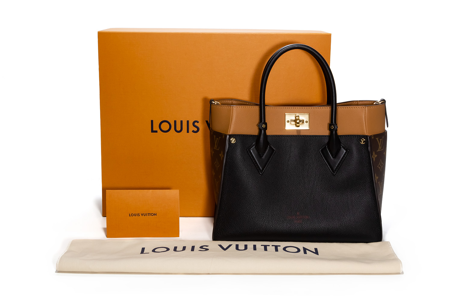 Louis Vuitton® On My Side MM Greige. Size