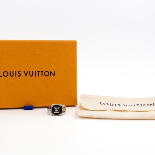 Louis Vuitton Monogram Unisex Gilt Silver Signet Ring at 1stDibs  monogram  signet ring louis vuitton, louis vuitton monogram signet ring, louis vuitton  ring monogram